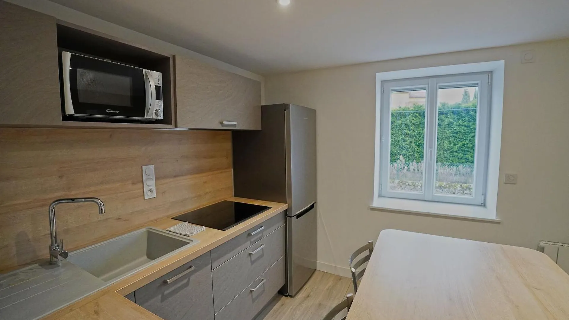 Bel Appartement T2 40 M² Vaugneray 0*,