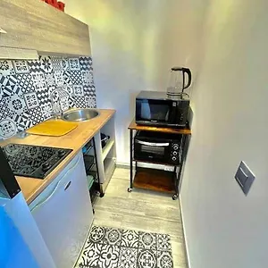 Appartement Studio Cosy Vue Sur Le Jura, Annemasse