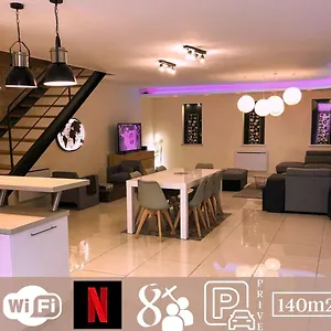 Appartement Superbe Loft Centre-ville, Montluçon
